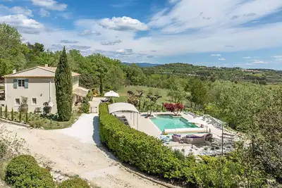 Image de La Bastide Vallonia — Luxe et Sérénité au cœur du Luberon