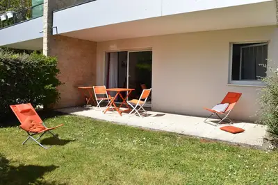 Image de T2 proche du port et du centre ville avec jardin privatif