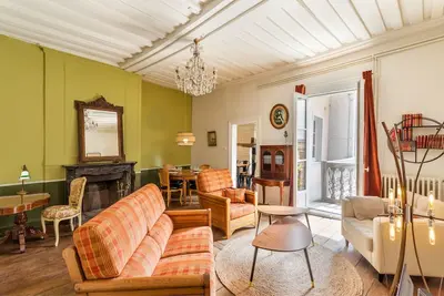 Image de Dame de Coeur - Appartement spacieux en plein centre historique