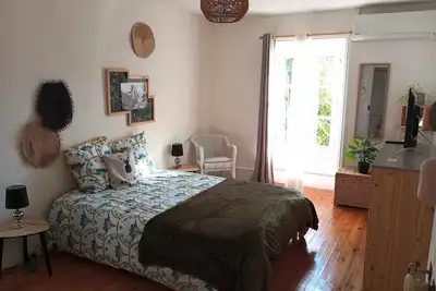 Image de Grande chambre dans belle maison avec petit déjeuner compris proche du spa