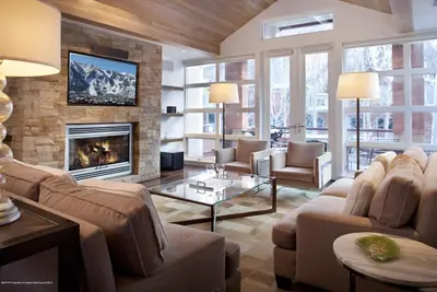Image de 3 Bedroom Aspen Core Luxury Townhome