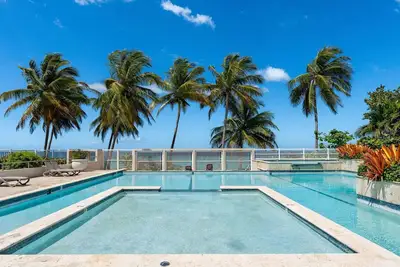 Image de Beachfront 7th floor unit with amazing views
