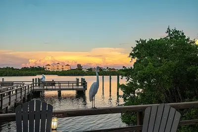 Image de Your Beach Adventure Awaits! Beach Access, Pool, Near Museum, Parks, Fishing
