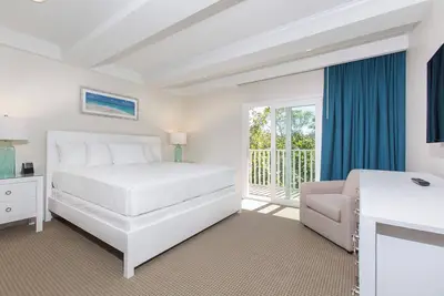 Image de Outdoor Escape! Kitchen, Beach, Pool, Near Walter Fuller Complex