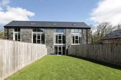 Image de 2 Pensyflog Barns, pet friendly, luxury holiday cottage in Porthmadog