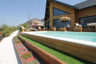 Image de Magnifique villa piscine chauffée et clim!