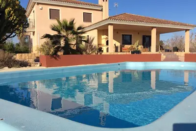 A large familiy poolvilla with a lot of Privacy