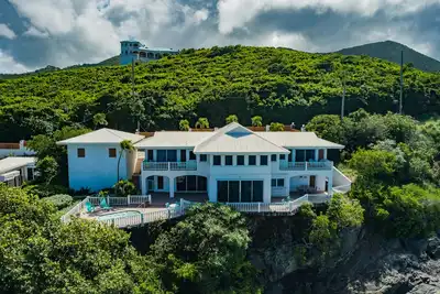 Image de The Villa at Rainbow Cliffs