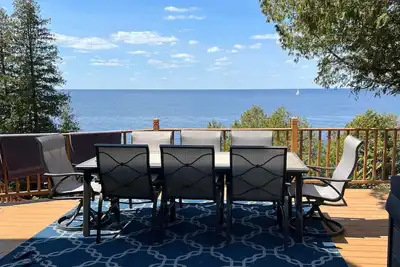 Image de 5 Bedroom Waterfront Escape: The Perfect Door County Getaway - Families & Groups