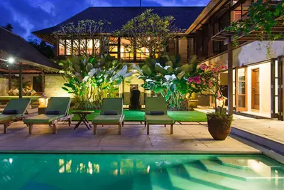 Image de Elegant Coastal Villa with Jacuzzi – Bali Villa 1111