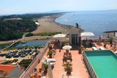 Image de Twin room with sea and Long Beach view terrace