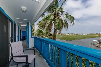 Image de Waterfront Condo with Pool, Hot Tub, Boat Slip & Endless Relaxation