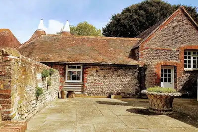 Image de Entire Guest House. Cosy, self contained & rural.