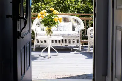 Image de Tree Top HideAway - Rural Apartment