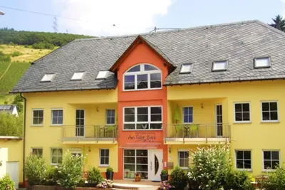 Image de No. 2 4-bed apartment handicapped accessible - Ferienresidenz Am Feller Bach