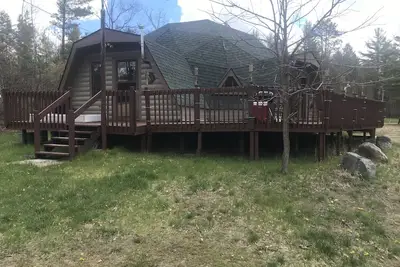 Image de Honey dome Hideout Unique cabin sitting on 5 acres in northern Michigan