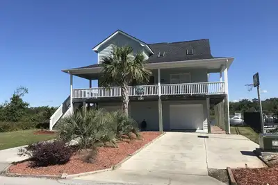 Image de Amazing Intercostal Waterway Home at Holden Beach