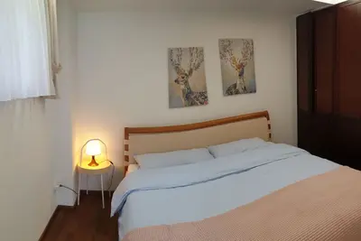 Image de Exclusive Wohnung mit Sauna, Eigener Bar und Terasse
