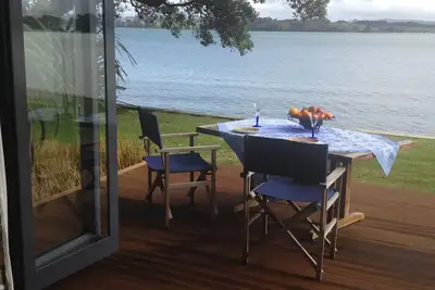 Image de Absolute Waterside Serenity with full kitchen - only 1 hour from Auckland