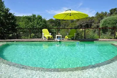 Image de 3-zi. -whg. in 2-familienhaus mit Beheizbarem Pool und Bouleplatz