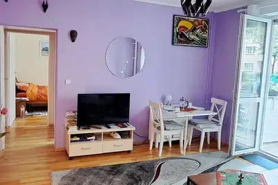 Image de Cozy 2 Room Apartment Near Kadewe