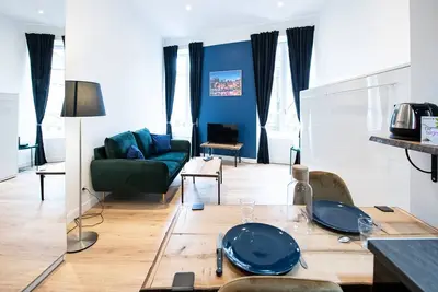 Image de Le Romanée - Très joli studio moderne proche Valmy