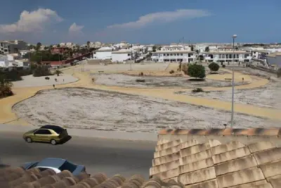 Image de La Cinuelica R15, 1st flr apt with 2 com pool L164