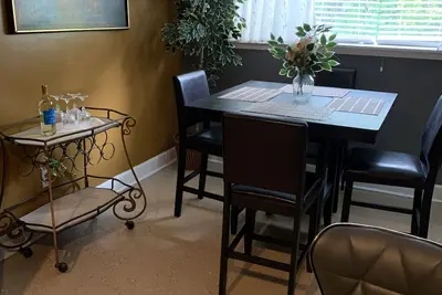 Image de Condo in Central North Raleigh