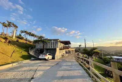 Image de Family Home with Mountain Views in Cayey, Puerto Rico w/ Solar Panel