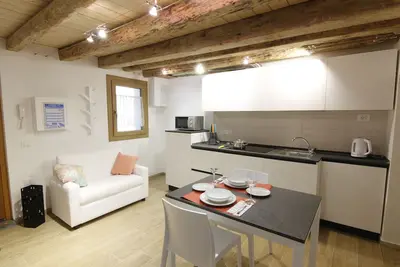 Tre Raggi Apartment Adiacente ai Giardini Della Biennale e Corte Interna Privata