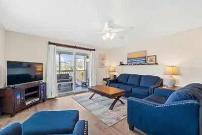 Image de Lower Summer 2025 Rates for Open Days! 2br/2. 5ba Dog Friendly, Near Playground