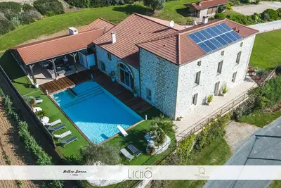 Image de Maison de Charme                           Piscine jacuzzi 1h de Bordeaux