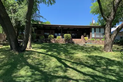 Image de Lake Brownwood Waterfront Home