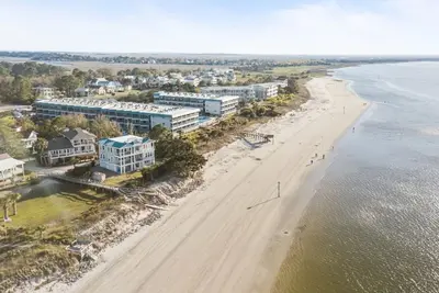 Image de Beachfront Home w Private Pool & Picturesque Views