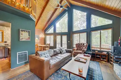 Image de Peaceful Cabin Between Flagstaff & Sedona!