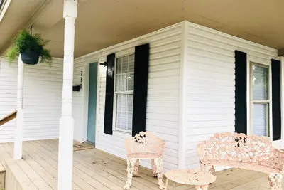 Image de Modern bungalow in the heart of downtown Tahlequah