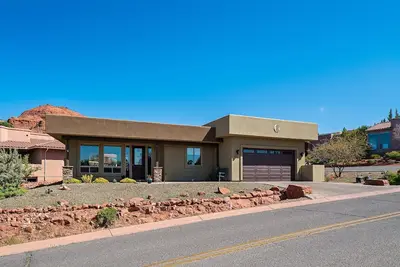 Image de Beautiful Home In The Heart of West Sedona! - 30-Day Minimum Coffee Pot 595 -