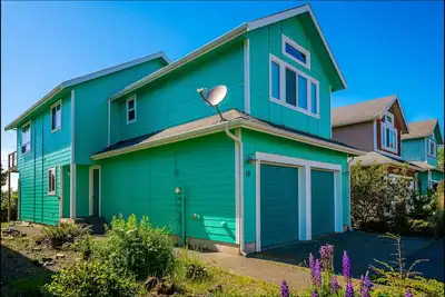 Image de Big House on the Dunes, Walk to the Mighty Pacific