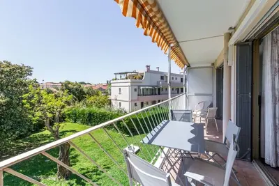 Image de Grand Apt 3* Lumineux Proche De La Mer Avec Balcon
