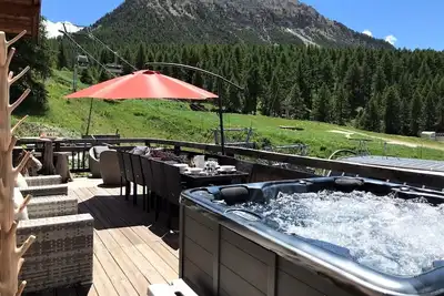 Image de Chalet 16 Personnes Ski Au Pied Jacuzzi Salle Cinema Billard Babyfoot