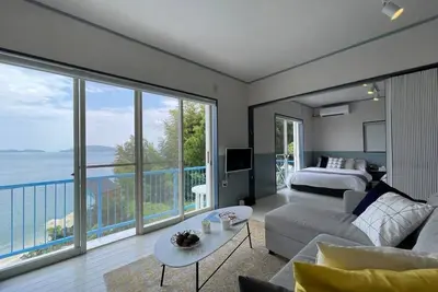 Image de 1 Br House with Ocean View Few min walk to beach