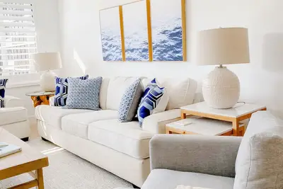 Image de Loggerhead Cay 482 -All New! Beautiful Condo Quick Walk To Beach