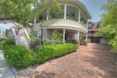 Image de Garden House 1st fl. No steps