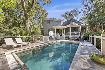 Image de Summer Short Stays! Lux Home w/ Private Pool in Vanderhorst- World Class Beach, Golf and Tennis!