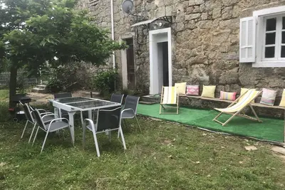 appartement en rez-de-chaussée dans un village de moyenne montagne