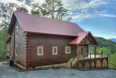 Image de Hilltop Haven - Luxury Cabin w/ Mountain Views - Near Noc, Polar Express, Hiking