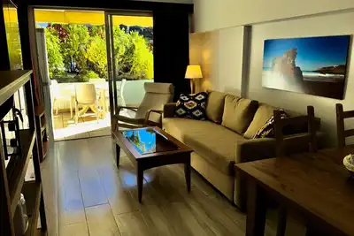 Image de Apartment by the Beach. Ocean view