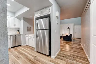 Image de Modern Comfort in Okc (10% Off\/Month, 5%\/Week)