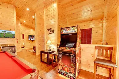 Image de Gatlinburg - Bearly Believable - 2 Bedrooms - Sleeps 10