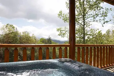 Image de Gatlinburg - Daydreamer's Delight - 2 Bedrooms - Sleeps 12